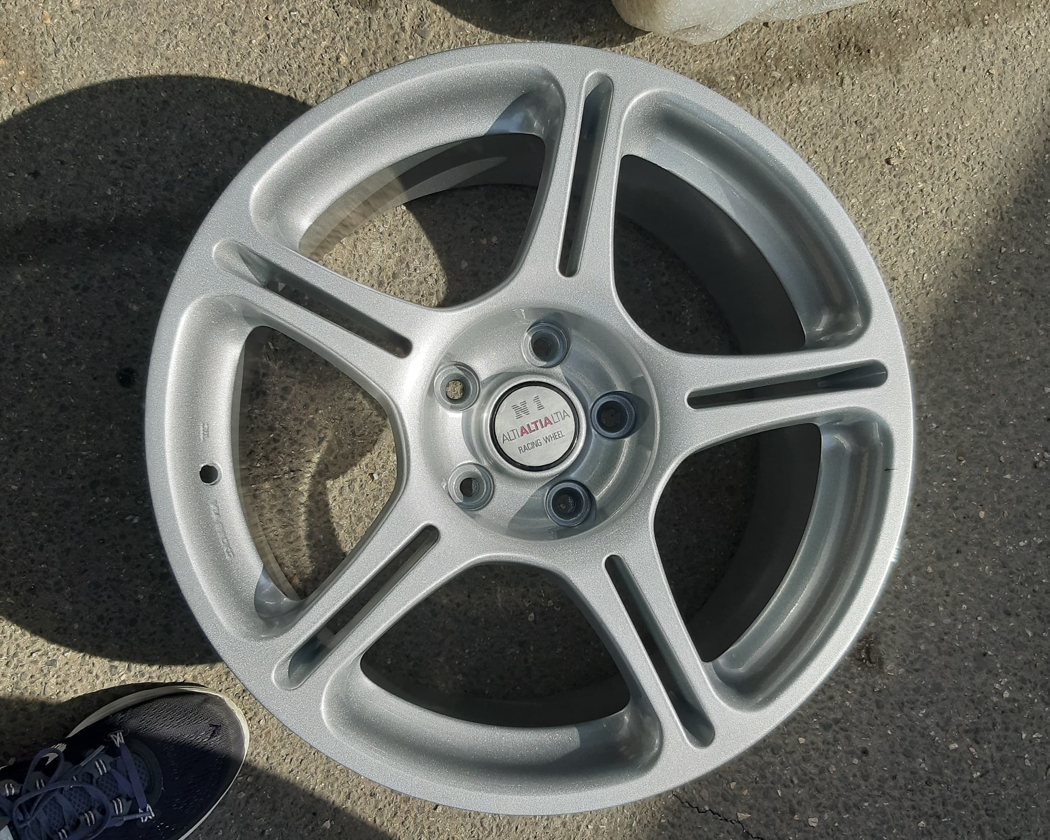Enkei/Altia N1 wheels